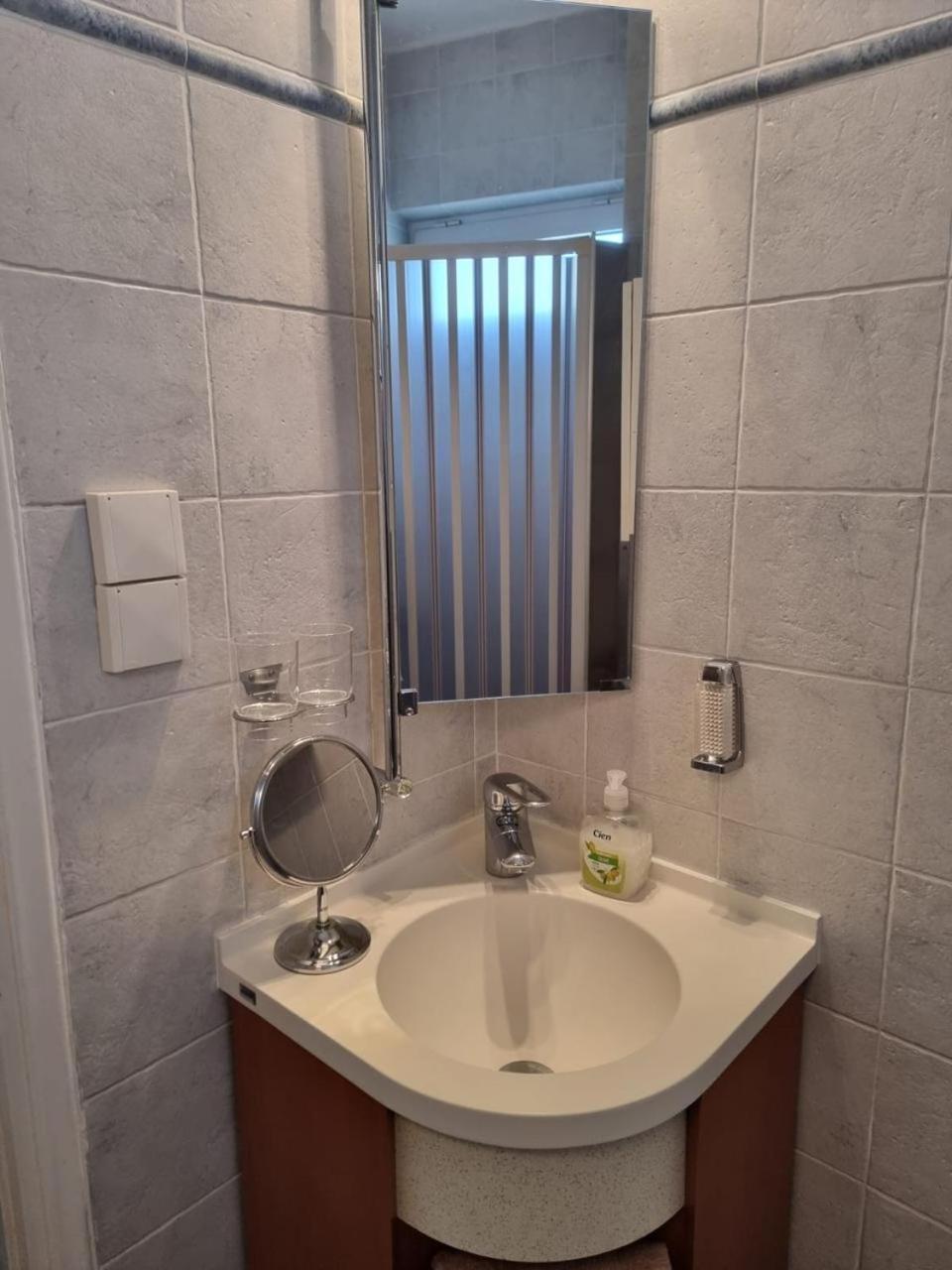 Atlas Apartment With Private Beach And Seaview Blue Loutráki Extérieur photo