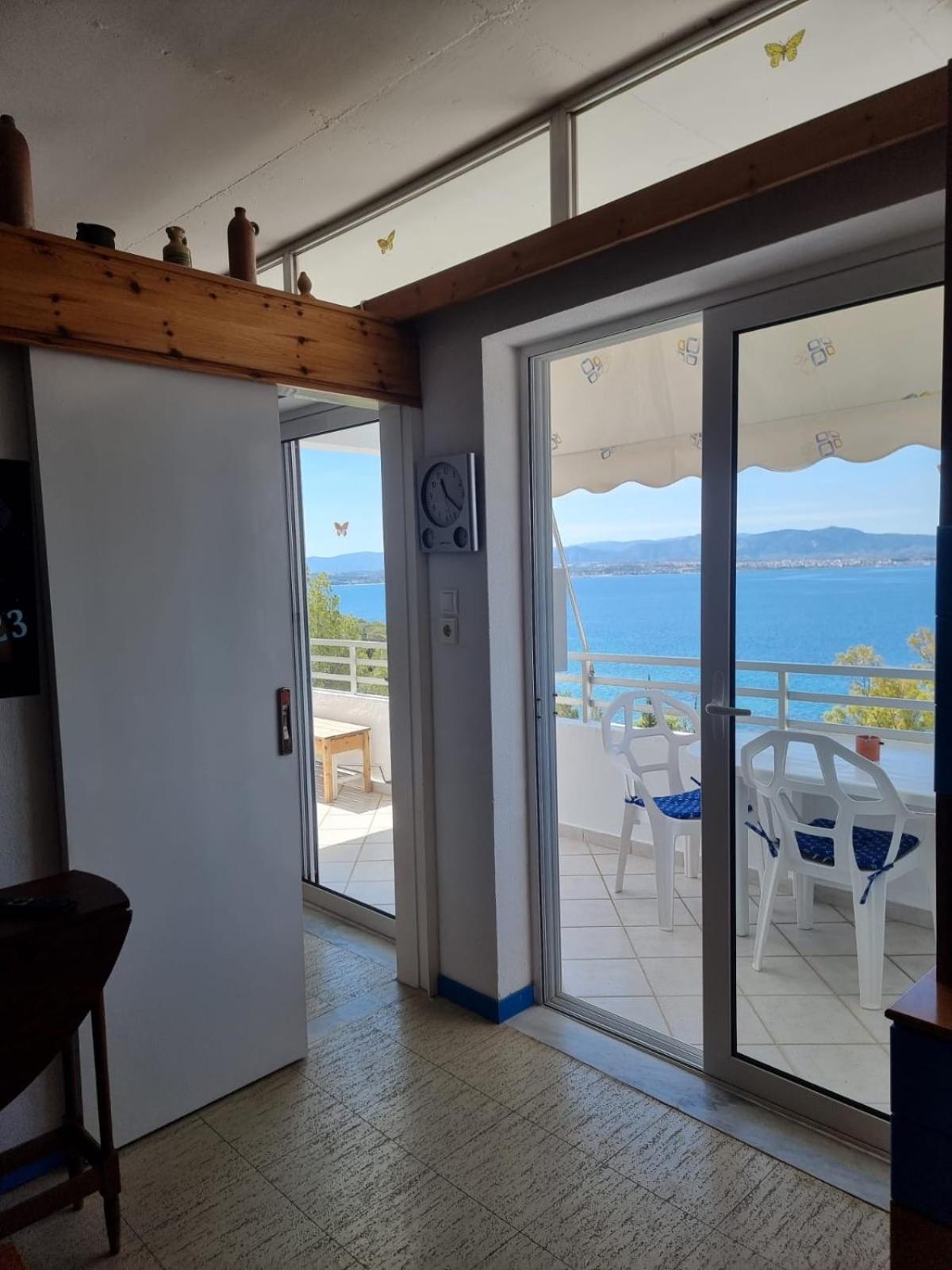 Atlas Apartment With Private Beach And Seaview Blue Loutráki Extérieur photo