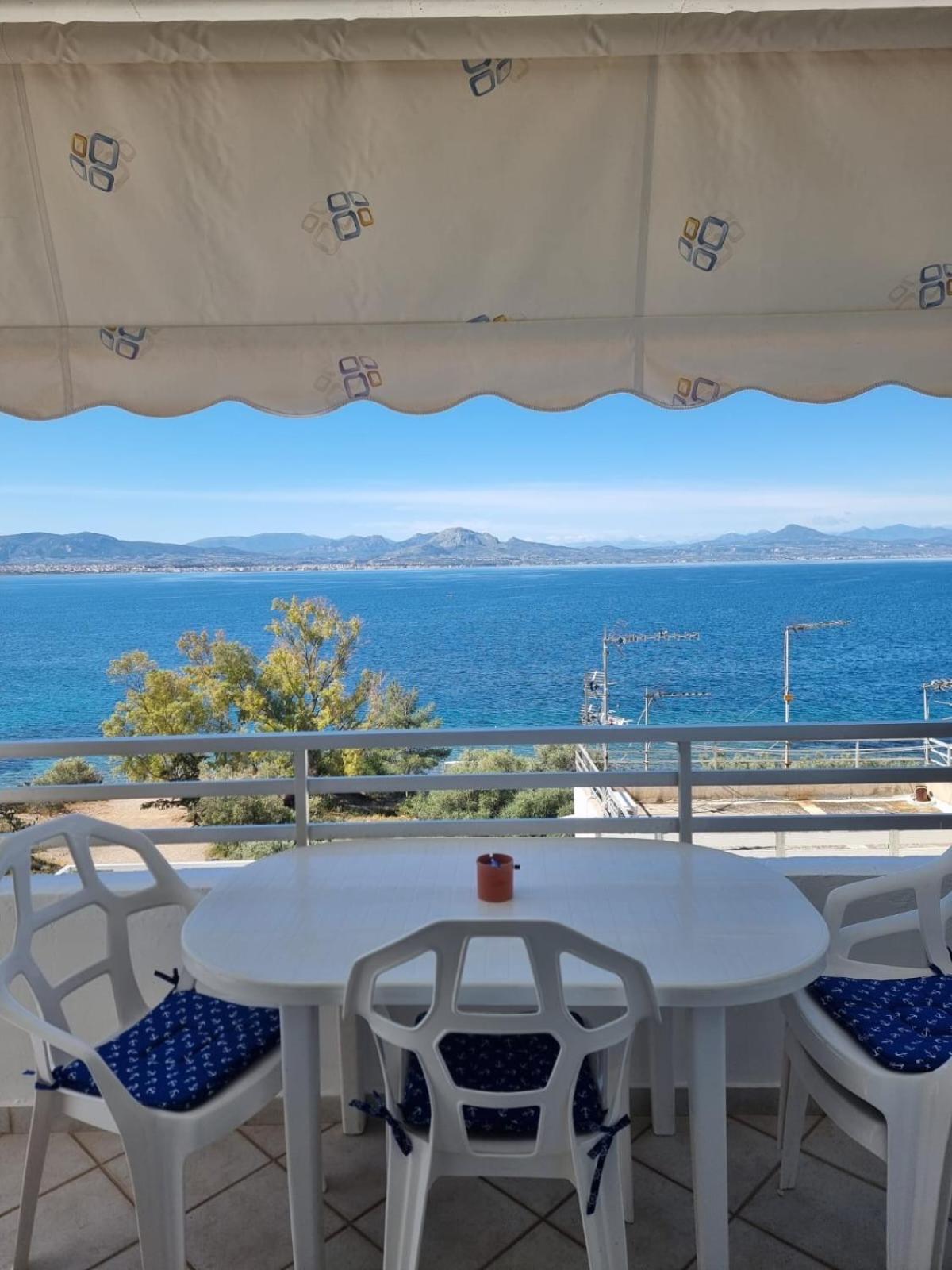 Atlas Apartment With Private Beach And Seaview Blue Loutráki Extérieur photo