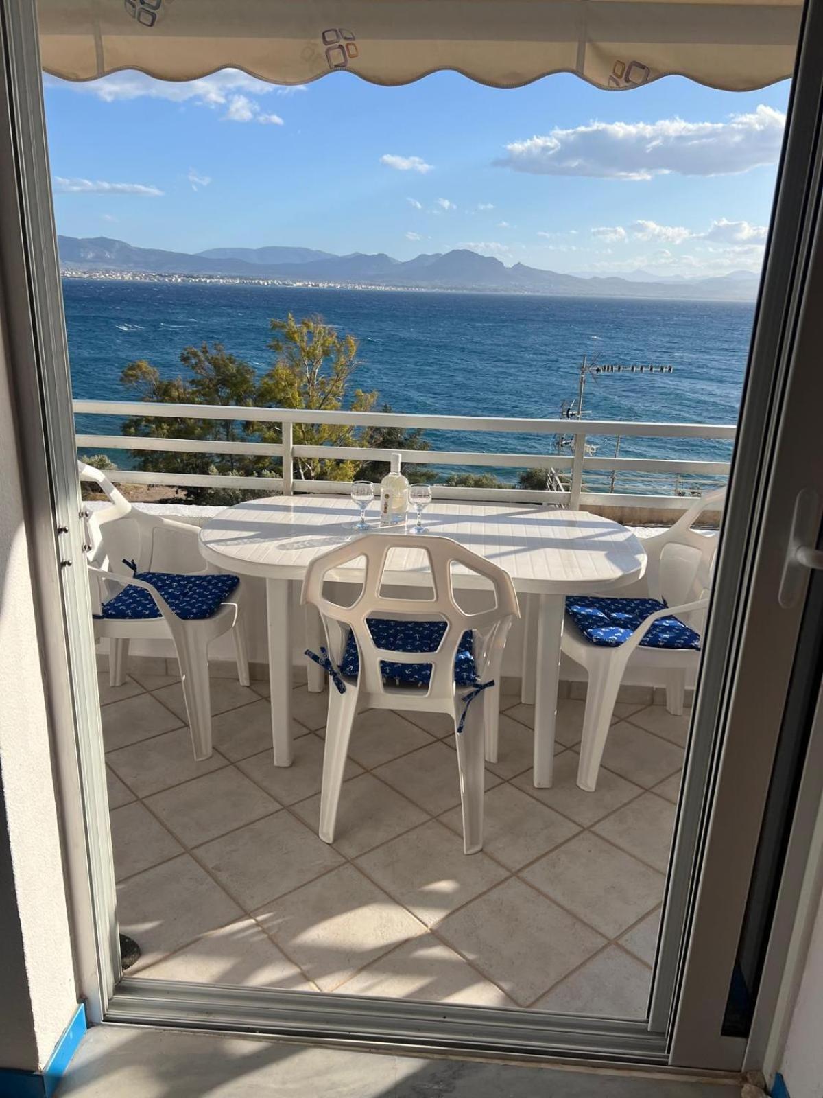 Atlas Apartment With Private Beach And Seaview Blue Loutráki Extérieur photo